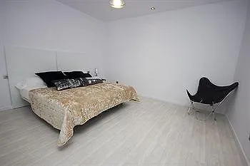 Marshall By Hoom Apartment